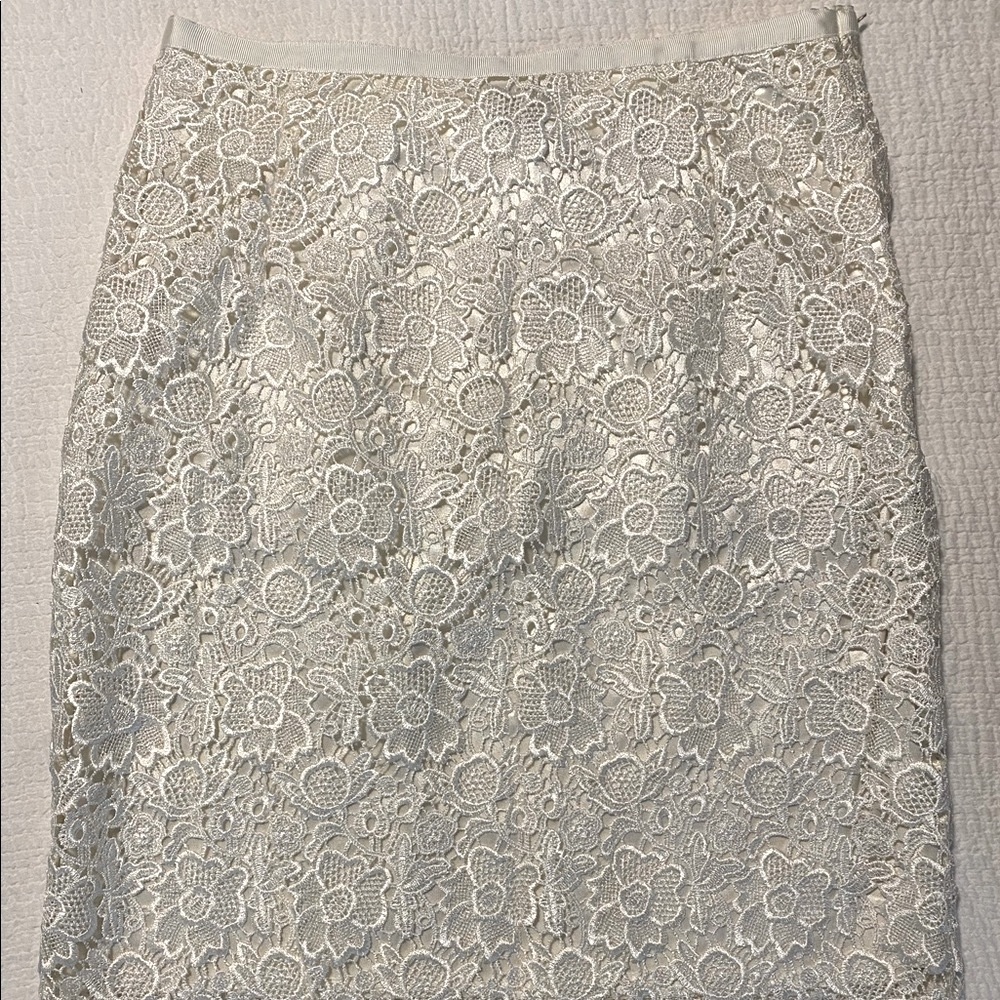 H&M delicate ivory lace skirt knee length